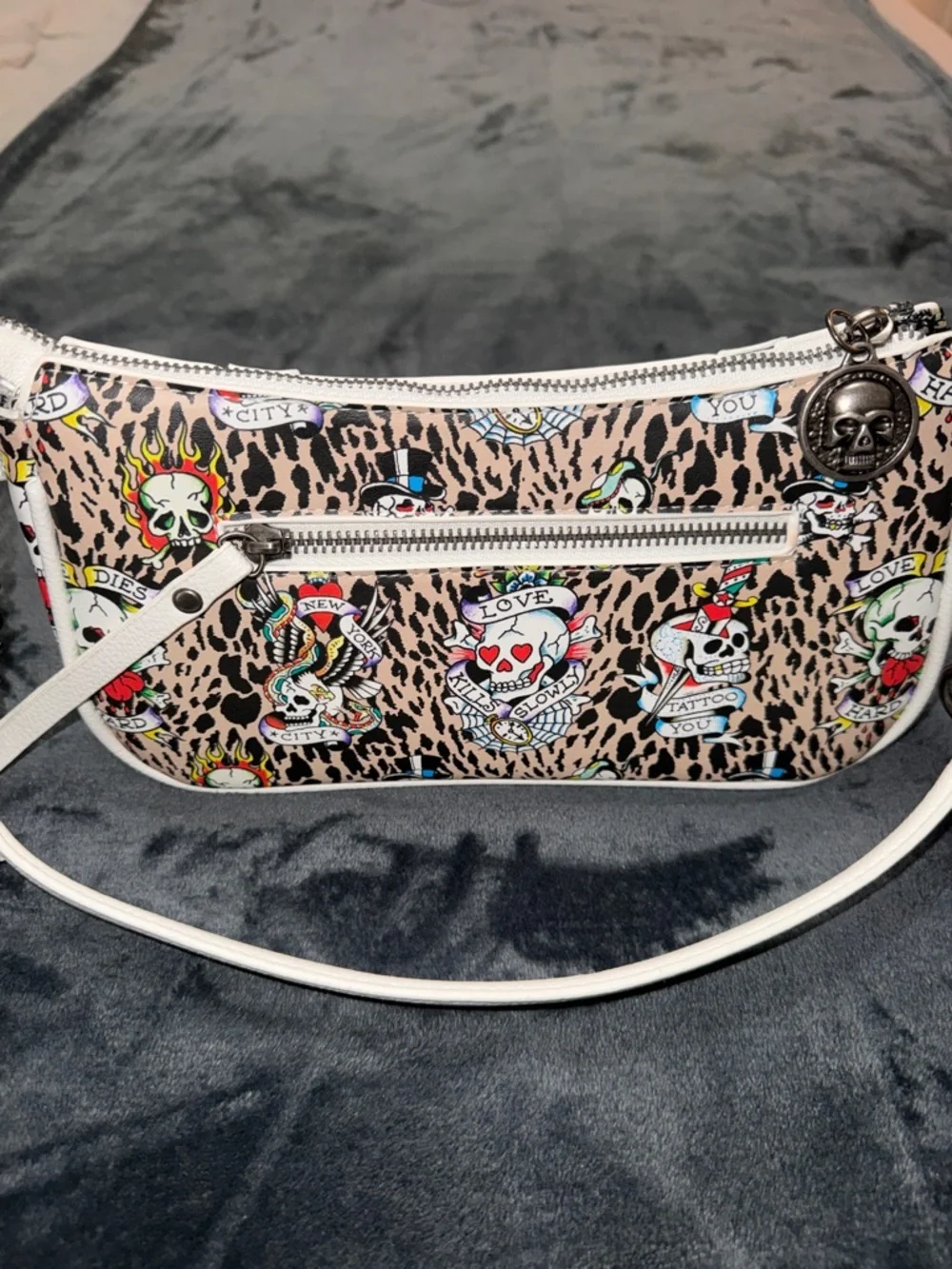 Ed Hardy White and Leopard Print Shoulder Bag with Tattoo Graphics - Picture 3 of 5